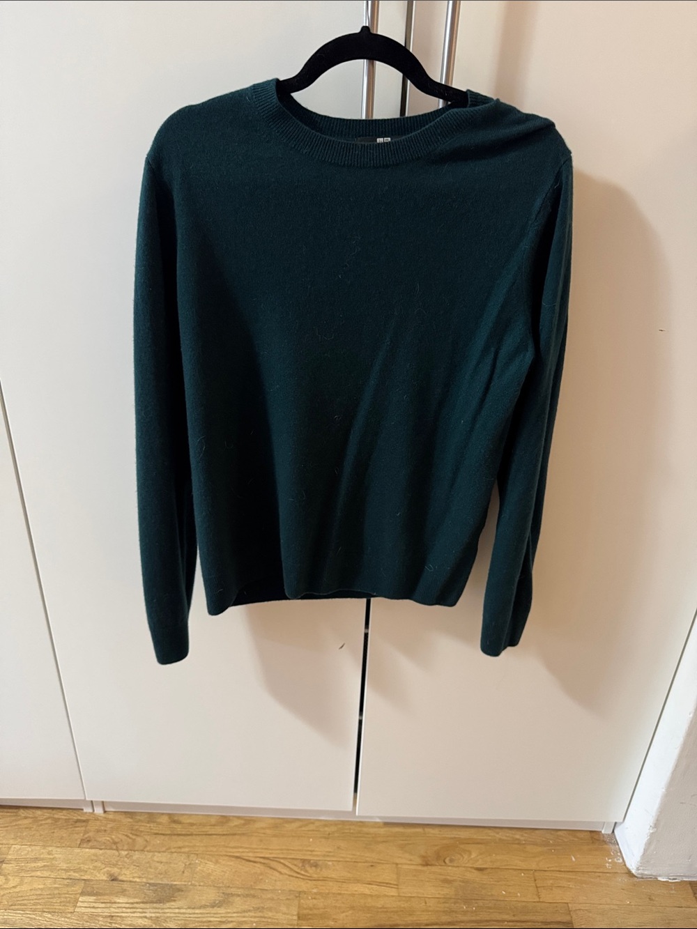 100% Cashmere Uniqlo Sweater L